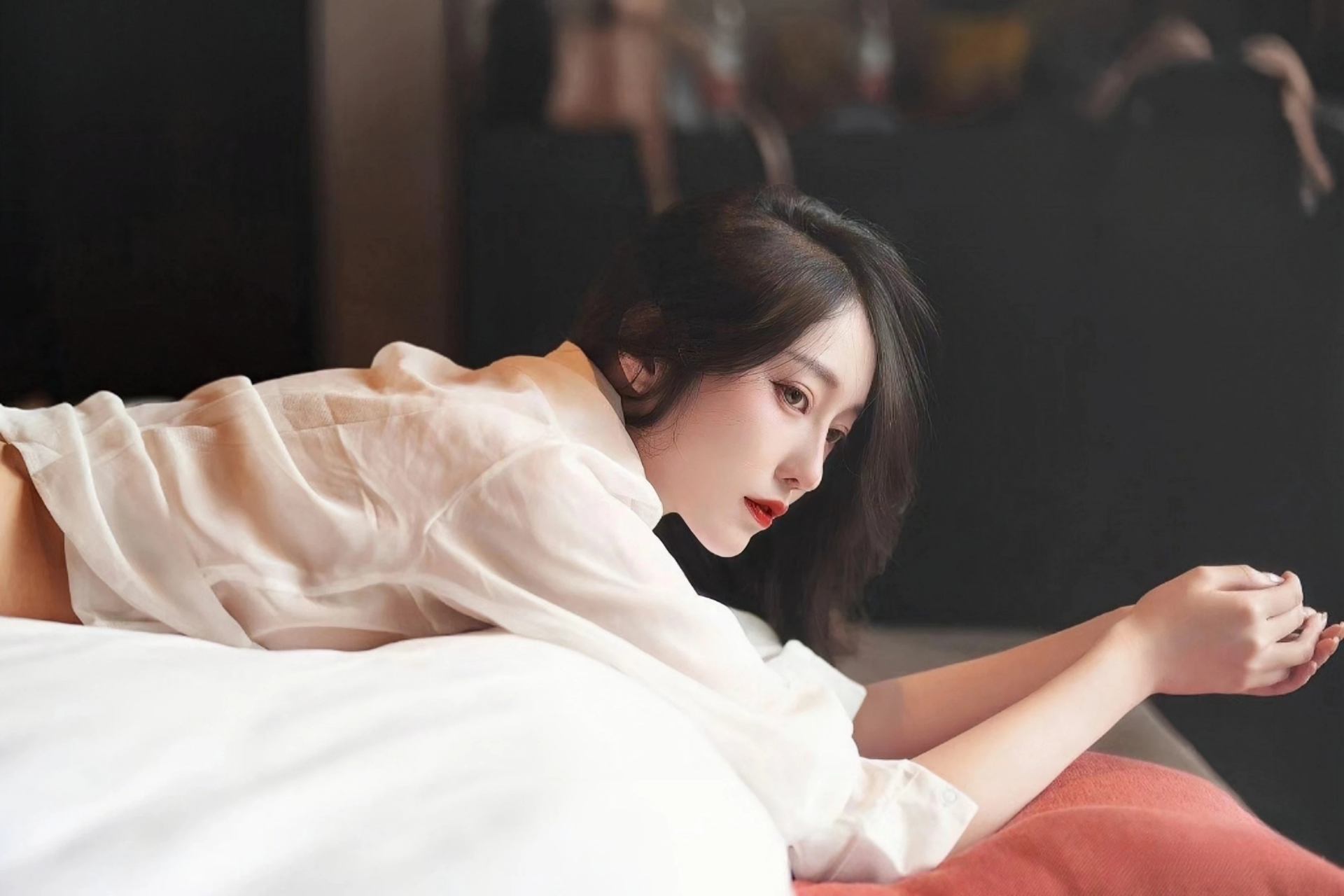 黄仁勋称赞DeepSeek：杭州是“中国硅谷”